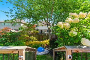 10-web-or-mls-345 Southcote Rd, Hamilton-10