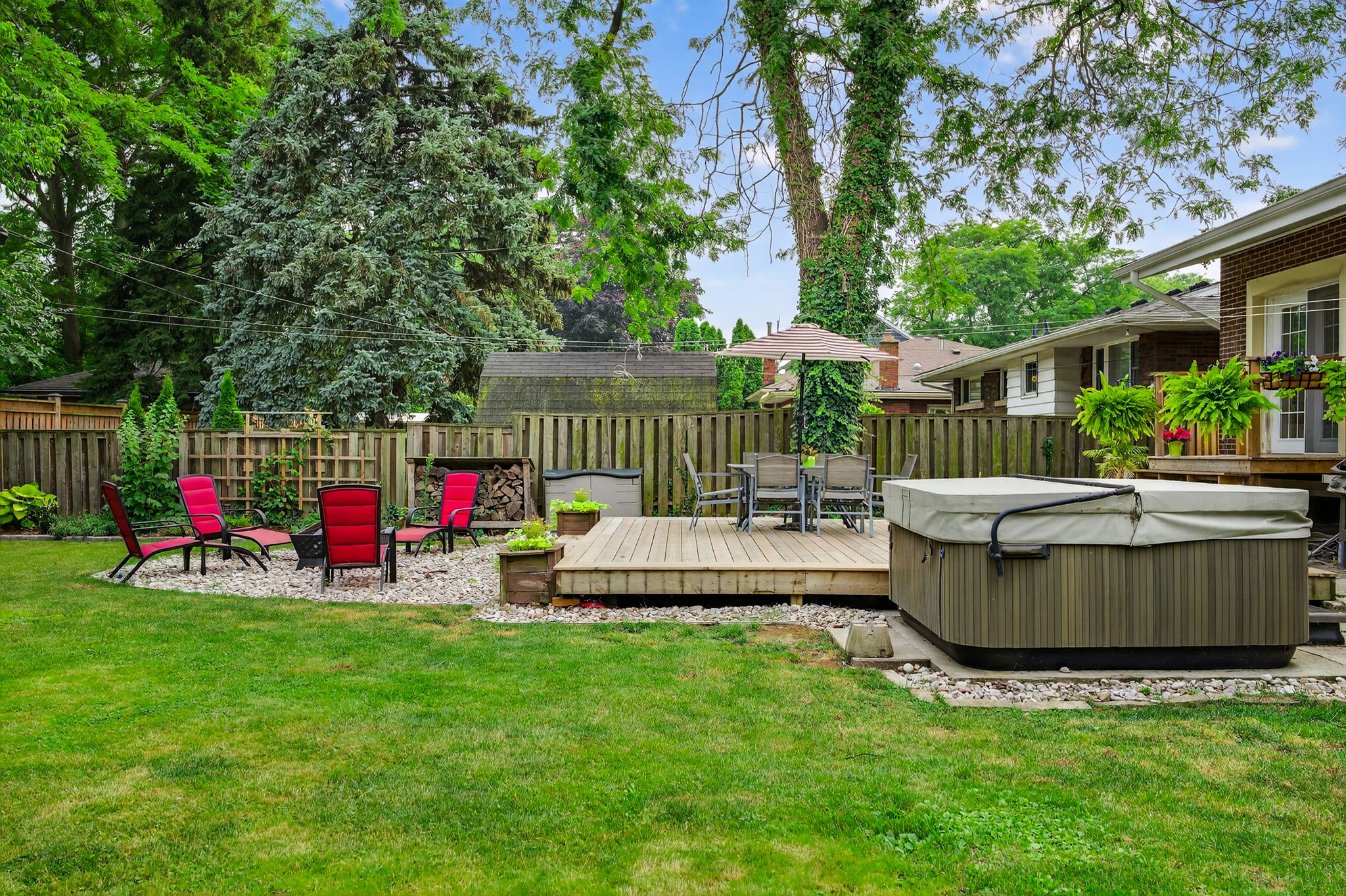104-web-or-mls-25 Belair Dr, Hamilton-104