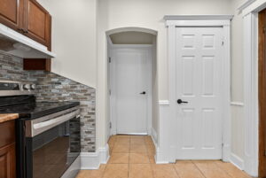 14-web-or-mls-84 Ray St S, Hamilton-14