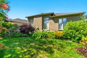 15-web-or-mls-345 Southcote Rd, Hamilton-15
