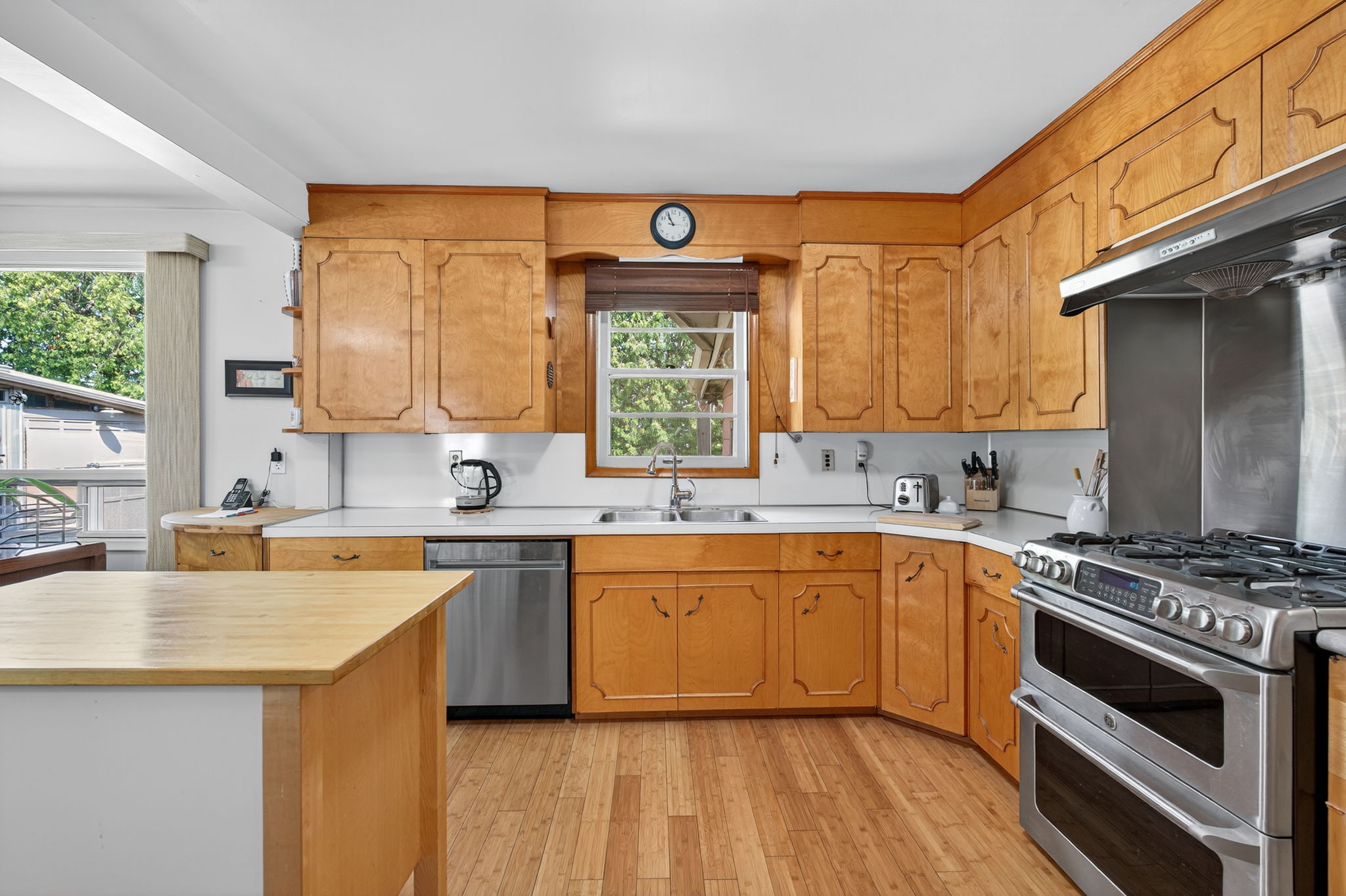 19-web-or-mls-1300 Colborne St E, Brantford-19