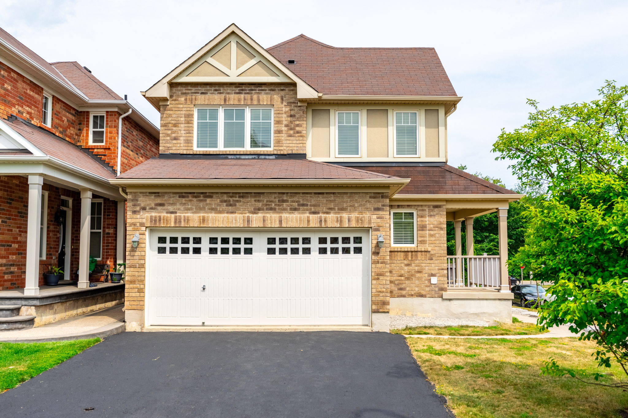 2-web-or-mls-12 Emick Dr, Ancaster-2