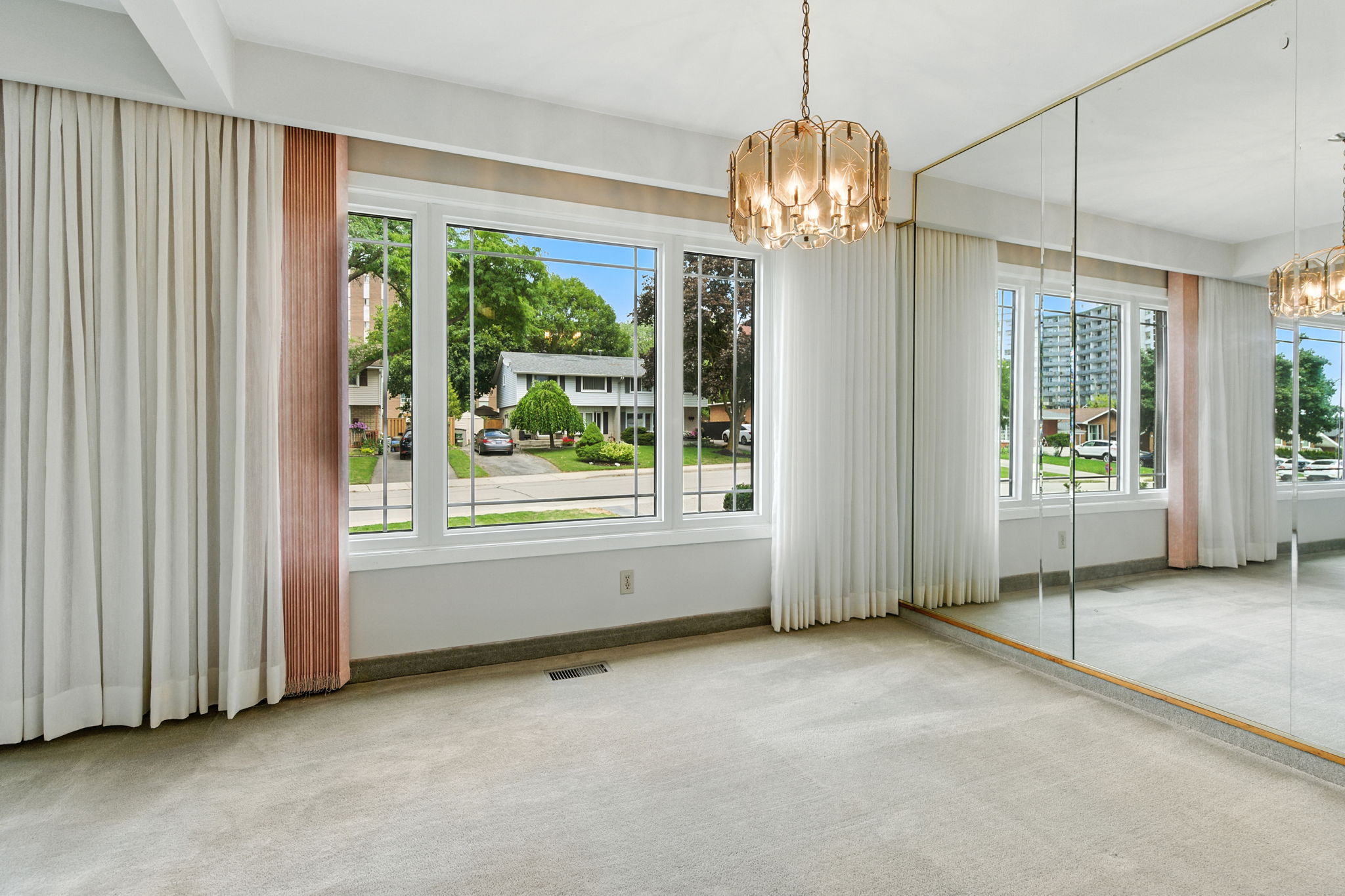 23-web-or-mls-24 Meadowlark Dr, Hamilton - Frank23