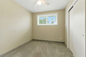 24-web-or-mls-24 Meadowlark Dr, Hamilton - Frank24