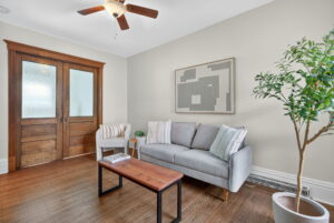 24-web-or-mls-84 Ray St S, Hamilton-24