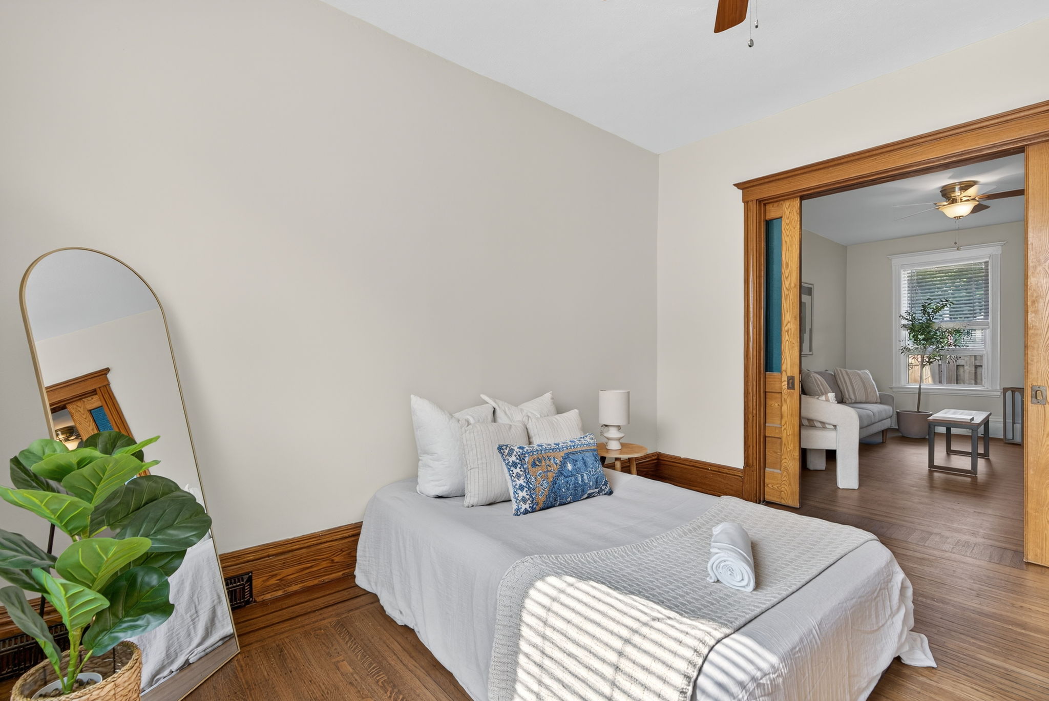 28-web-or-mls-84 Ray St S, Hamilton-28