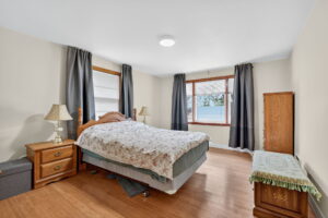 32-web-or-mls-1300 Colborne St E, Brantford-32