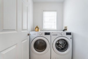 36-web-or-mls-12 Emick Dr, Ancaster-36
