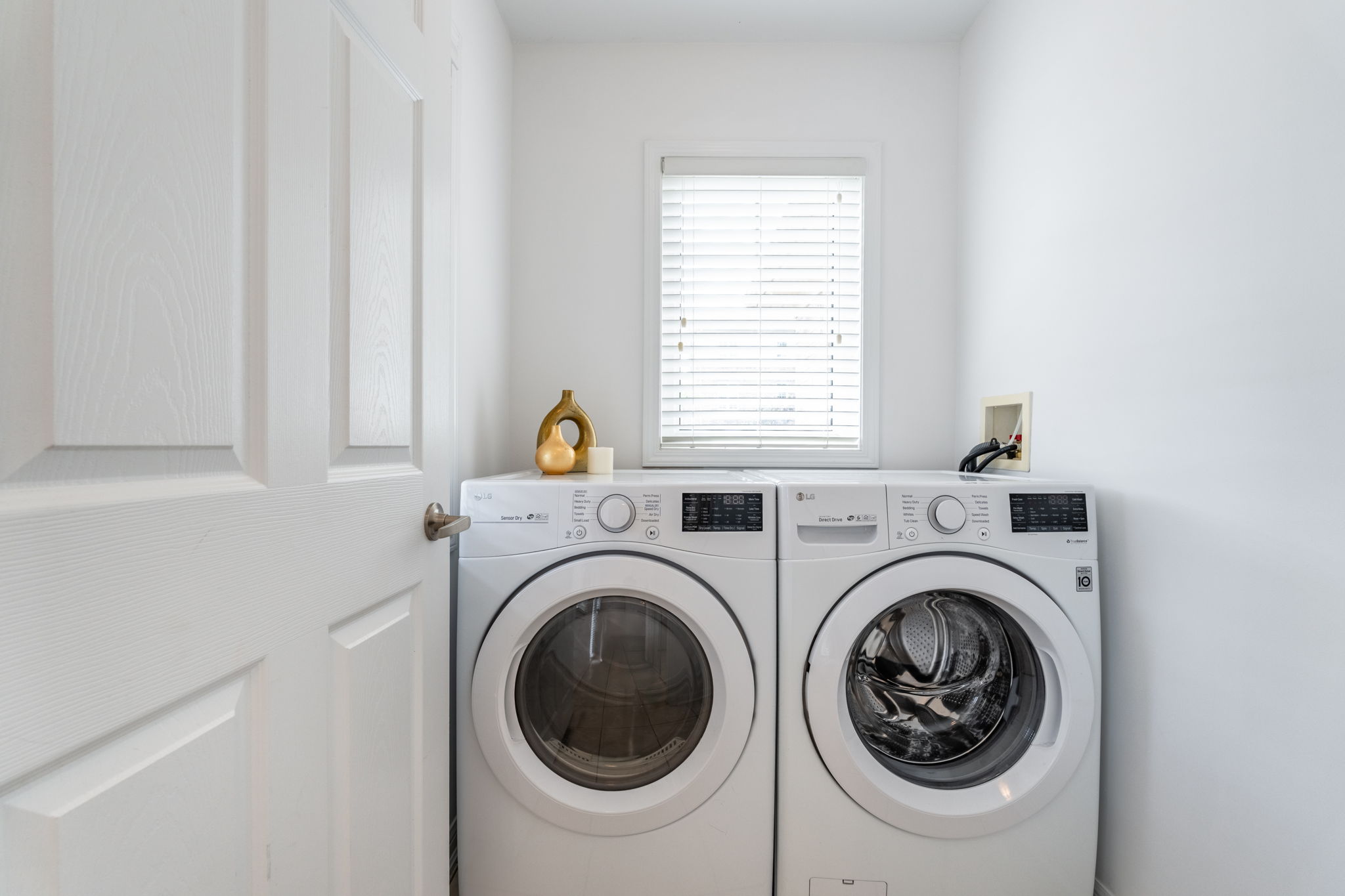 36-web-or-mls-12 Emick Dr, Ancaster-36