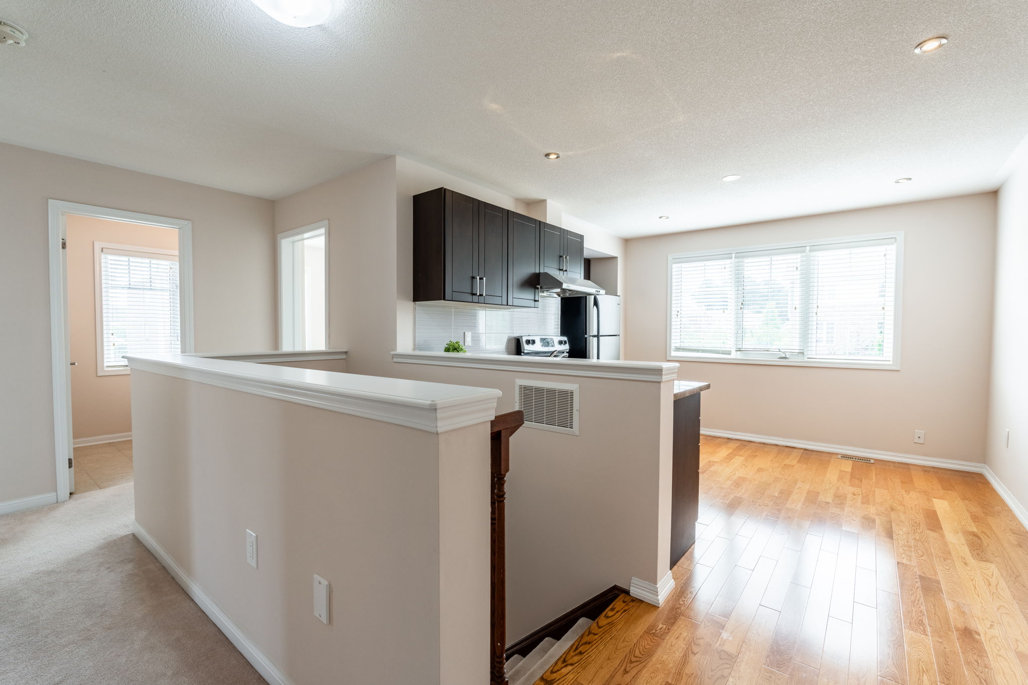 38-web-or-mls-12 Emick Dr, Ancaster-38
