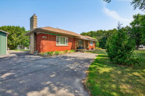 4-web-or-mls-1300 Colborne St E, Brantford-4