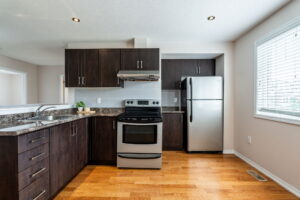 40-web-or-mls-12 Emick Dr, Ancaster-40