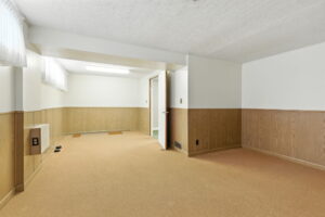 41-web-or-mls-24 Meadowlark Dr, Hamilton - Frank41