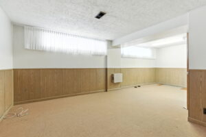 42-web-or-mls-24 Meadowlark Dr, Hamilton - Frank42