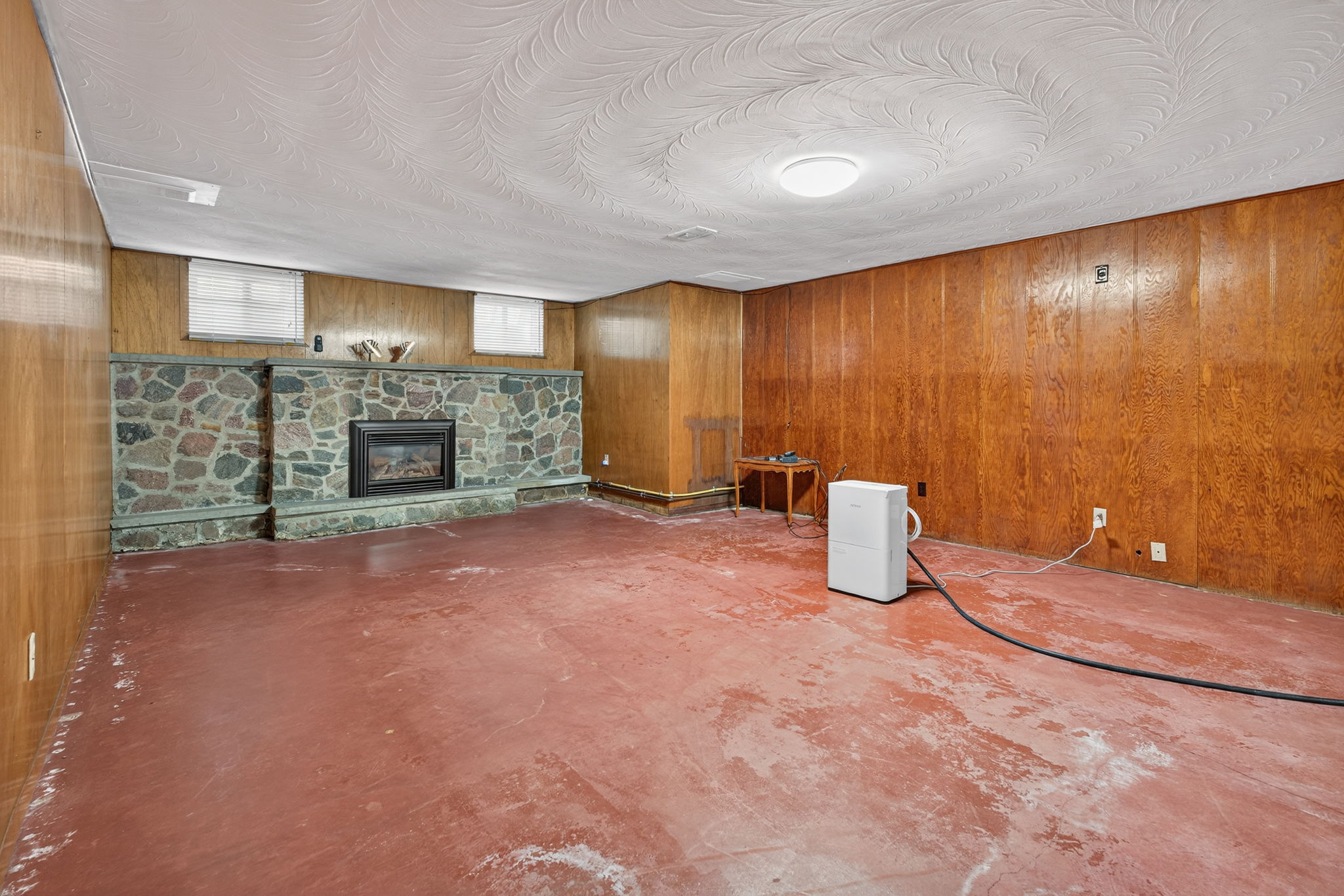 46-web-or-mls-1300 Colborne St E, Brantford-46