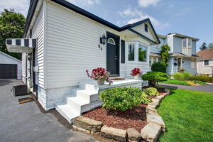 5-web-or-mls-64 Vola Ct, Hamilton-5