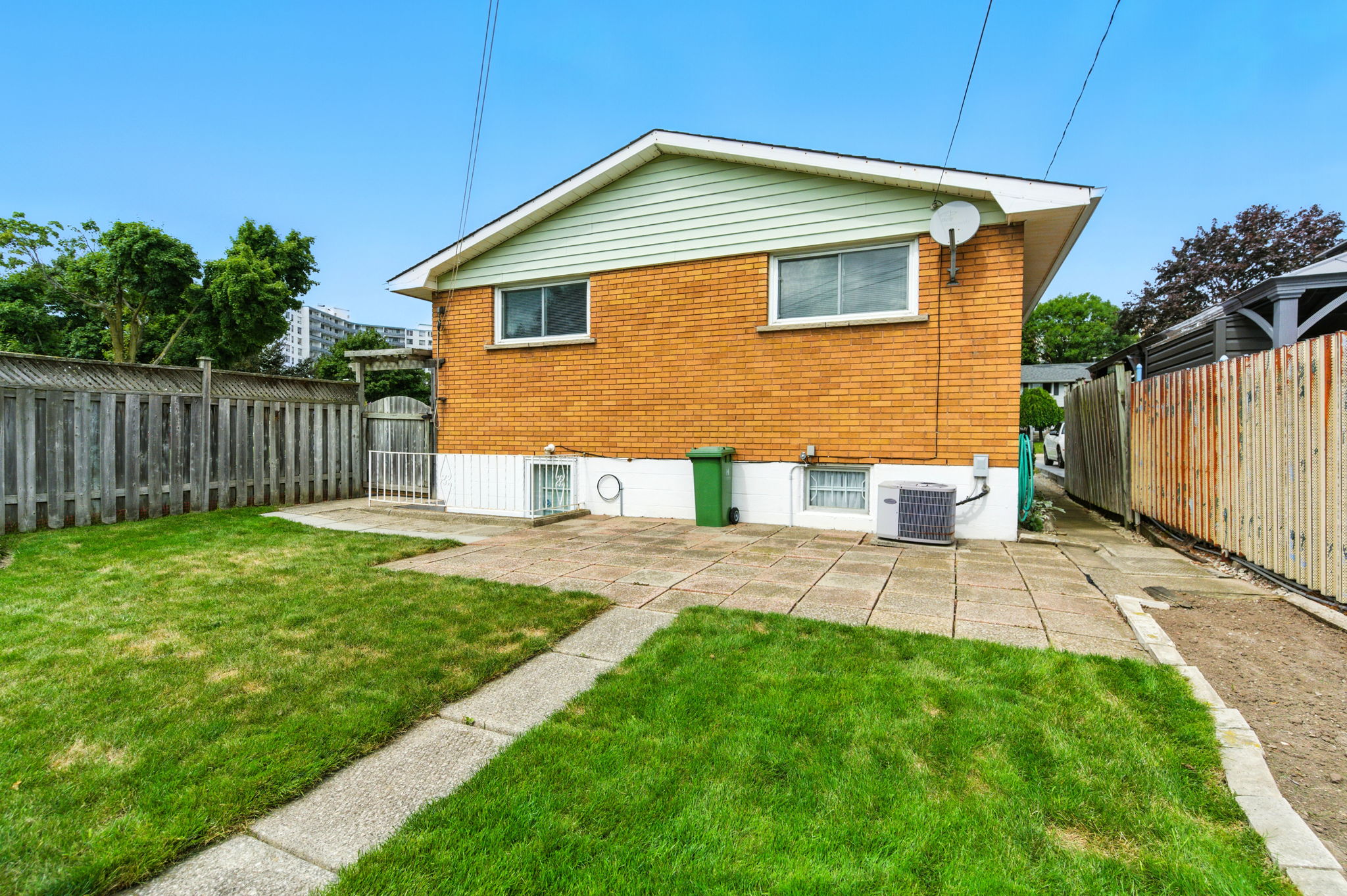52-web-or-mls-24 Meadowlark Dr, Hamilton - Frank52