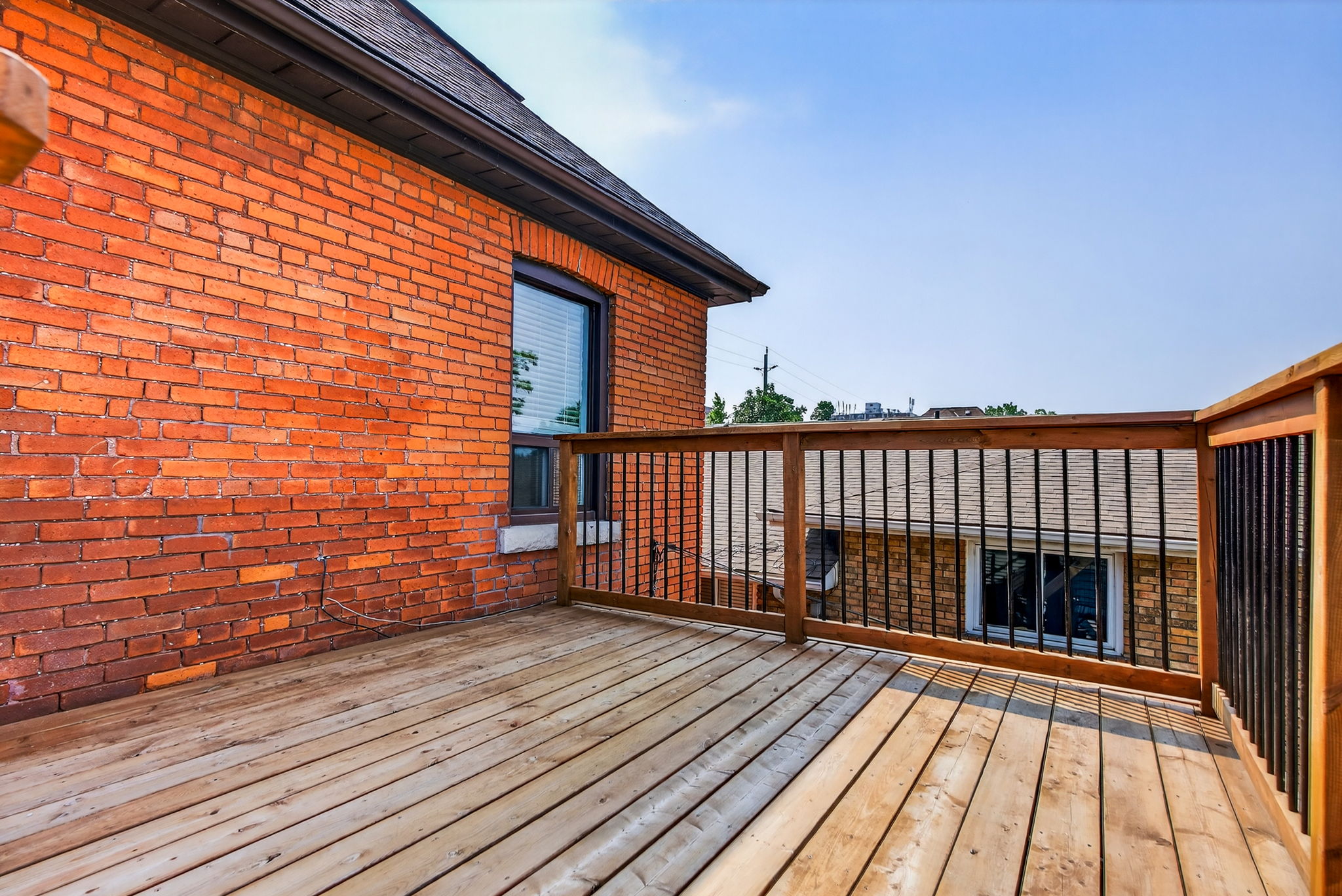 56-web-or-mls-84 Ray St S, Hamilton-56