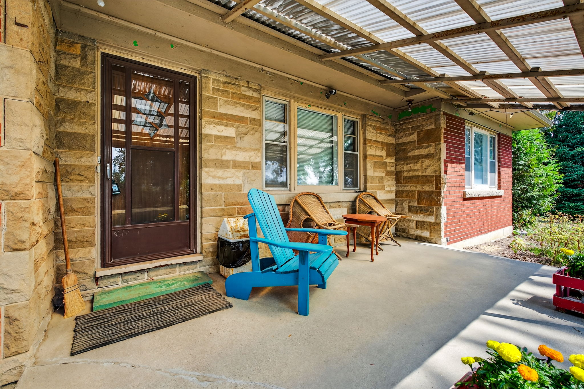 6-web-or-mls-1300 Colborne St E, Brantford-6