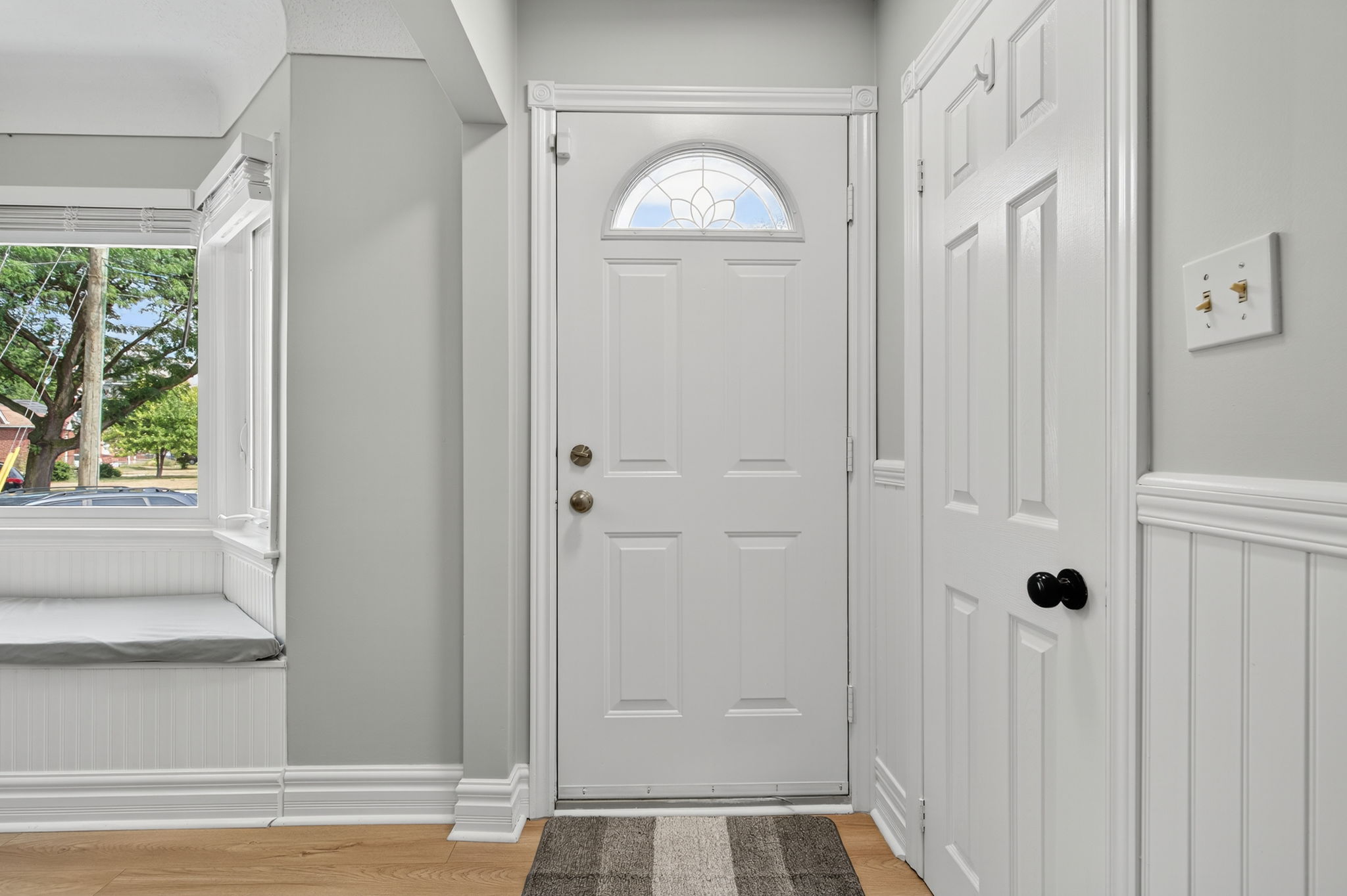 6-web-or-mls-64 Vola Ct, Hamilton-6