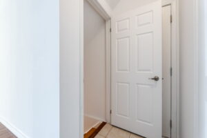61-web-or-mls-12 Emick Dr, Ancaster-61