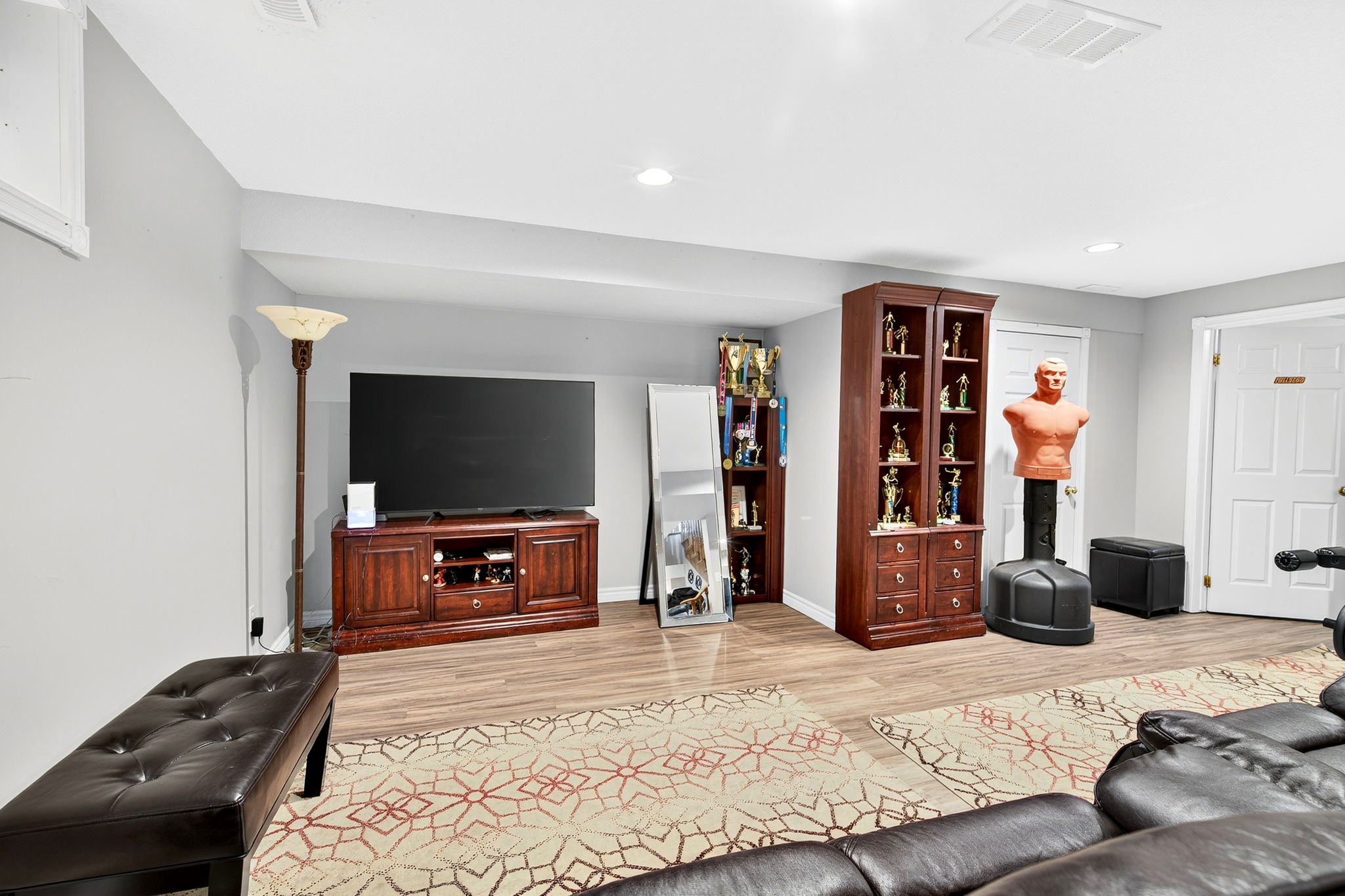 68-web-or-mls-18 Konstantine Ct, Hamilton-53