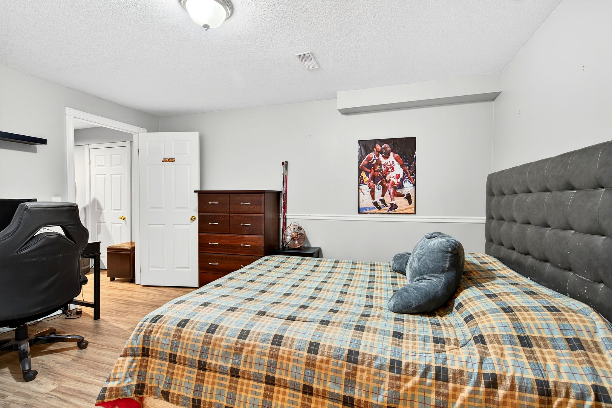 81-web-or-mls-18 Konstantine Ct, Hamilton-66