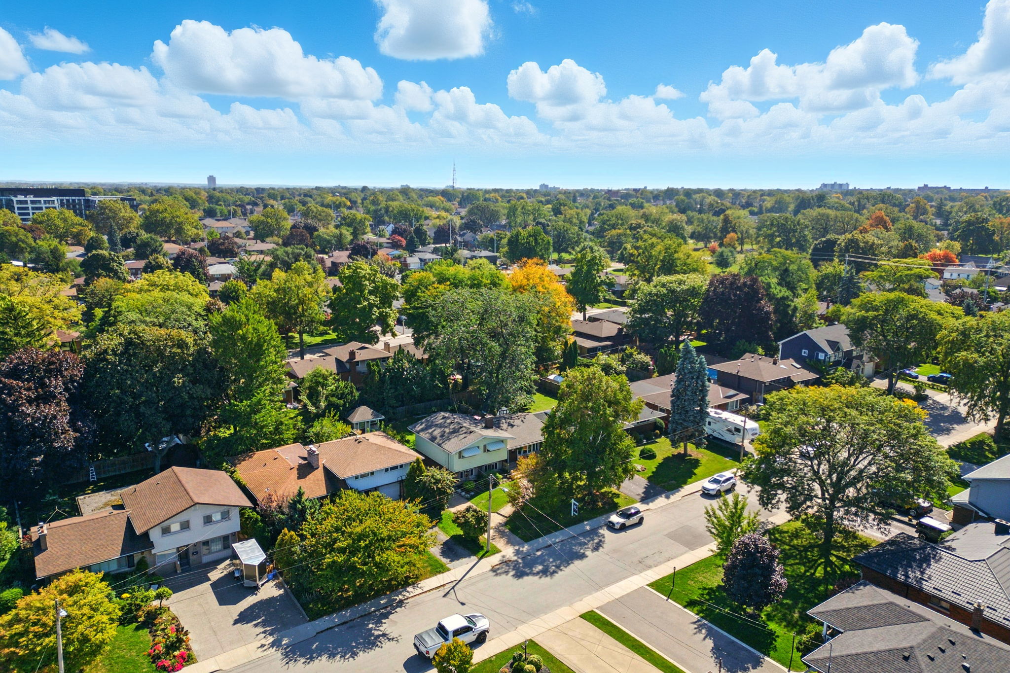 118-web-or-mls-25 Belair Dr, Hamilton-5 (2)