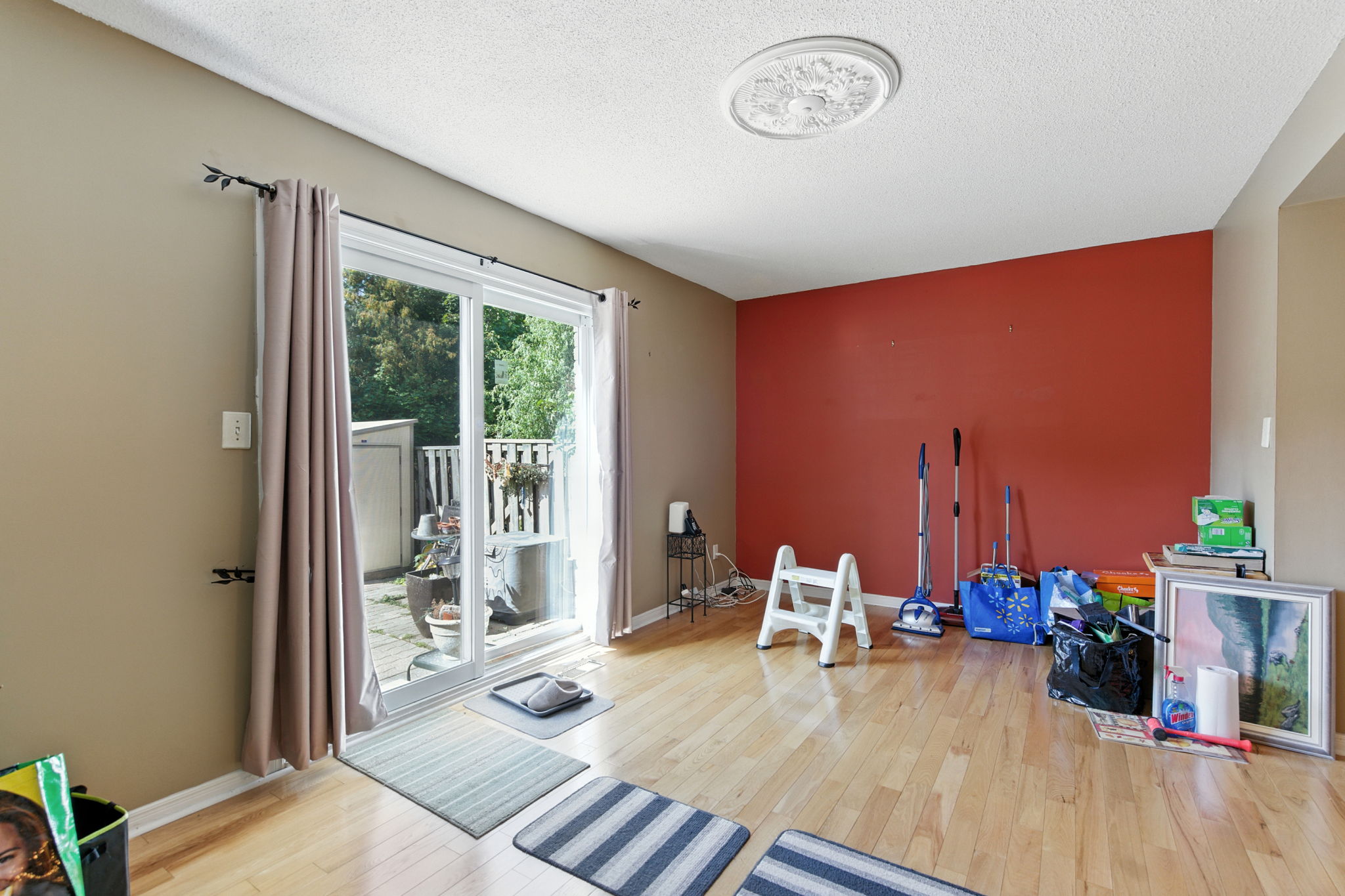 15-web-or-mls-15-Renzo Passaretti_145 Rice Ave 73, Hamilton