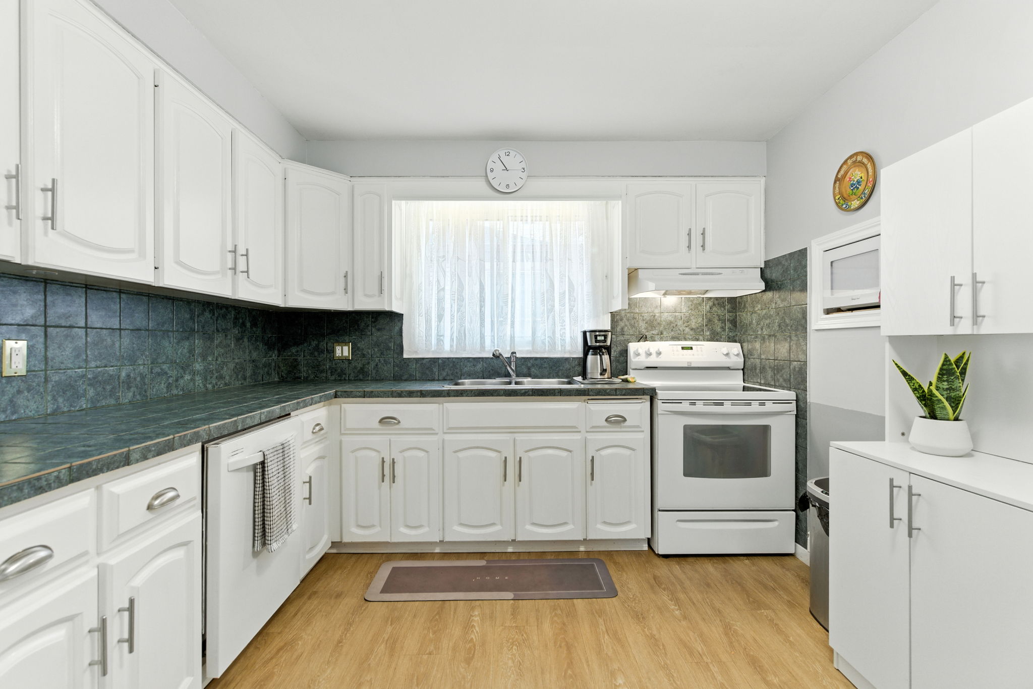 15-web-or-mls-226 Carson Dr, Hamilton10