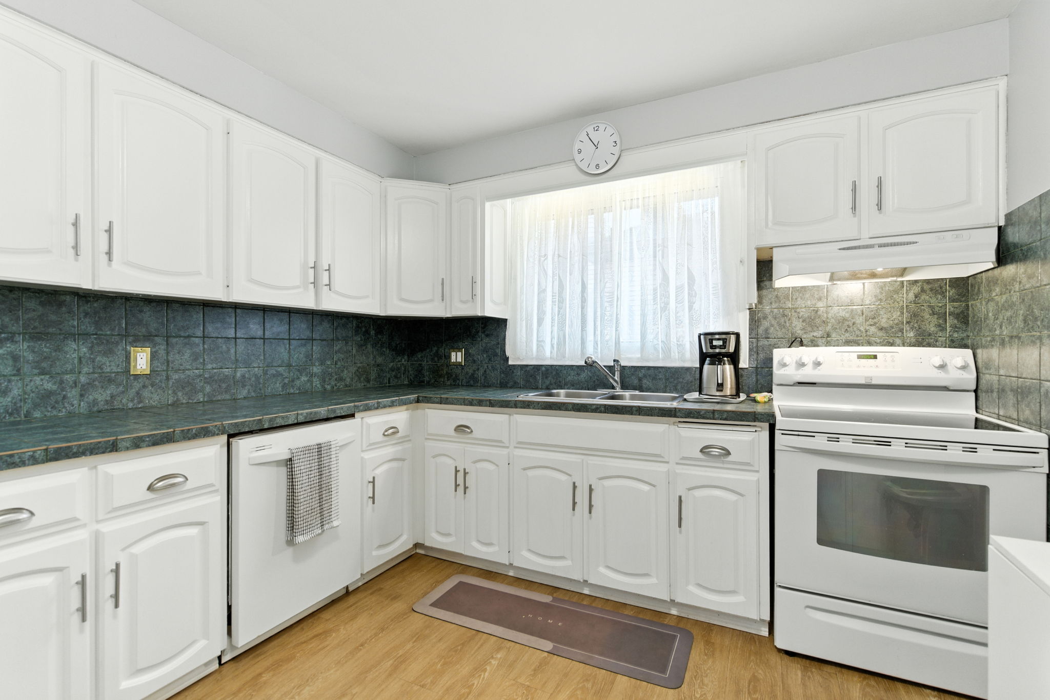 16-web-or-mls-226 Carson Dr, Hamilton11