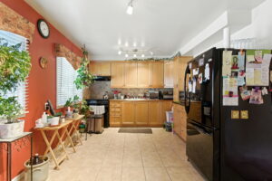 17-web-or-mls-17-Renzo Passaretti_145 Rice Ave 73, Hamilton