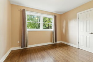 18-web-or-mls-174 Broker Dr, Hamilton-18