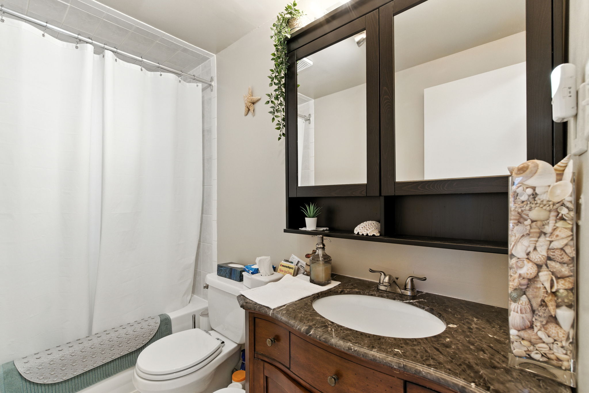 26-web-or-mls-26-Renzo Passaretti_145 Rice Ave 73, Hamilton