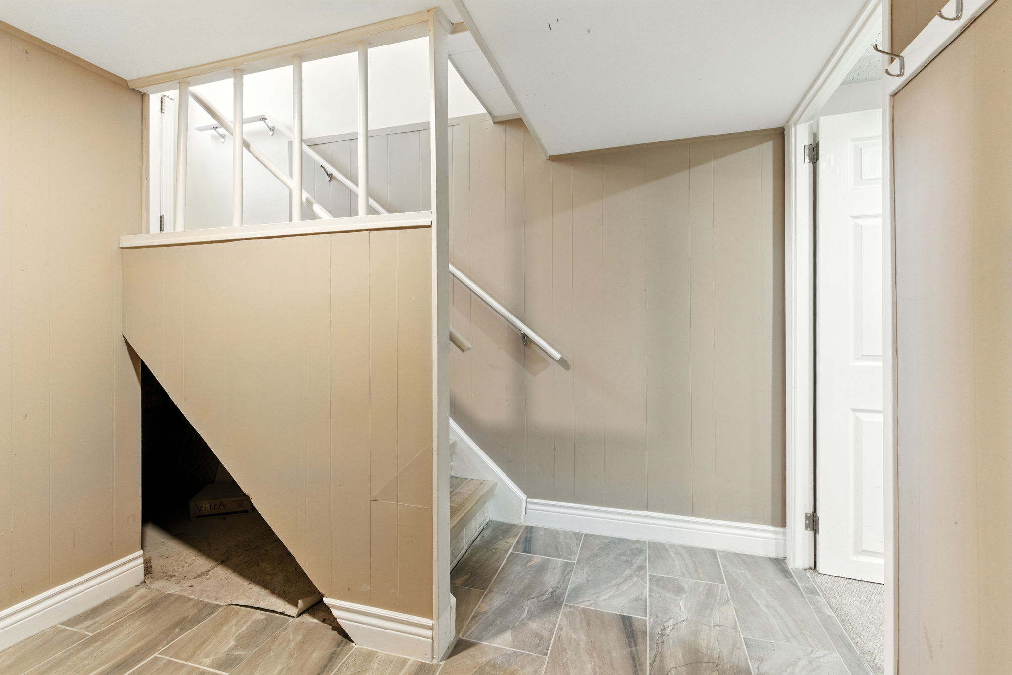 28-web-or-mls-174 Broker Dr, Hamilton-28