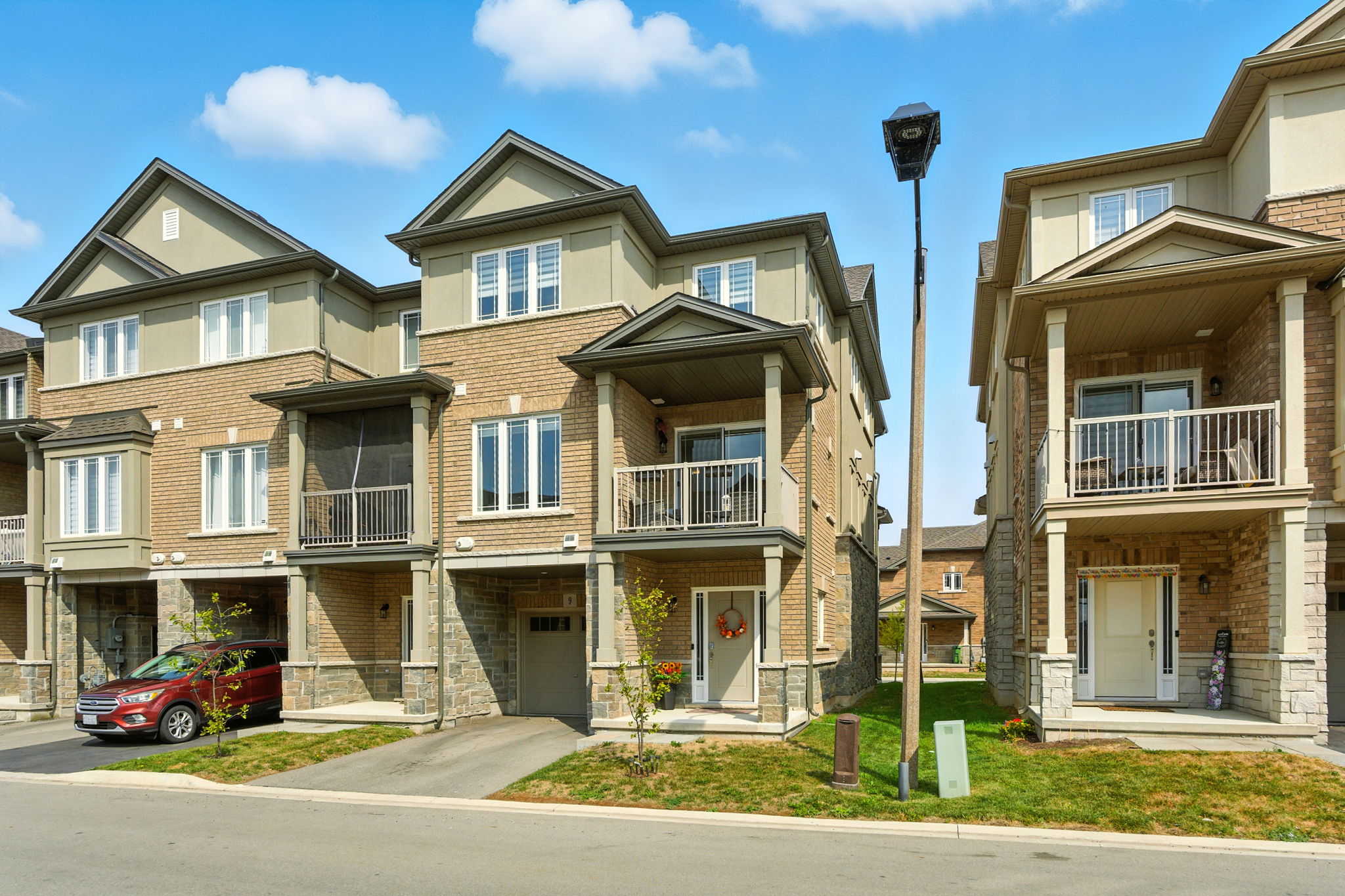 3-web-or-mls-9 Laguna Vlg Cres, Stoney Creek-3