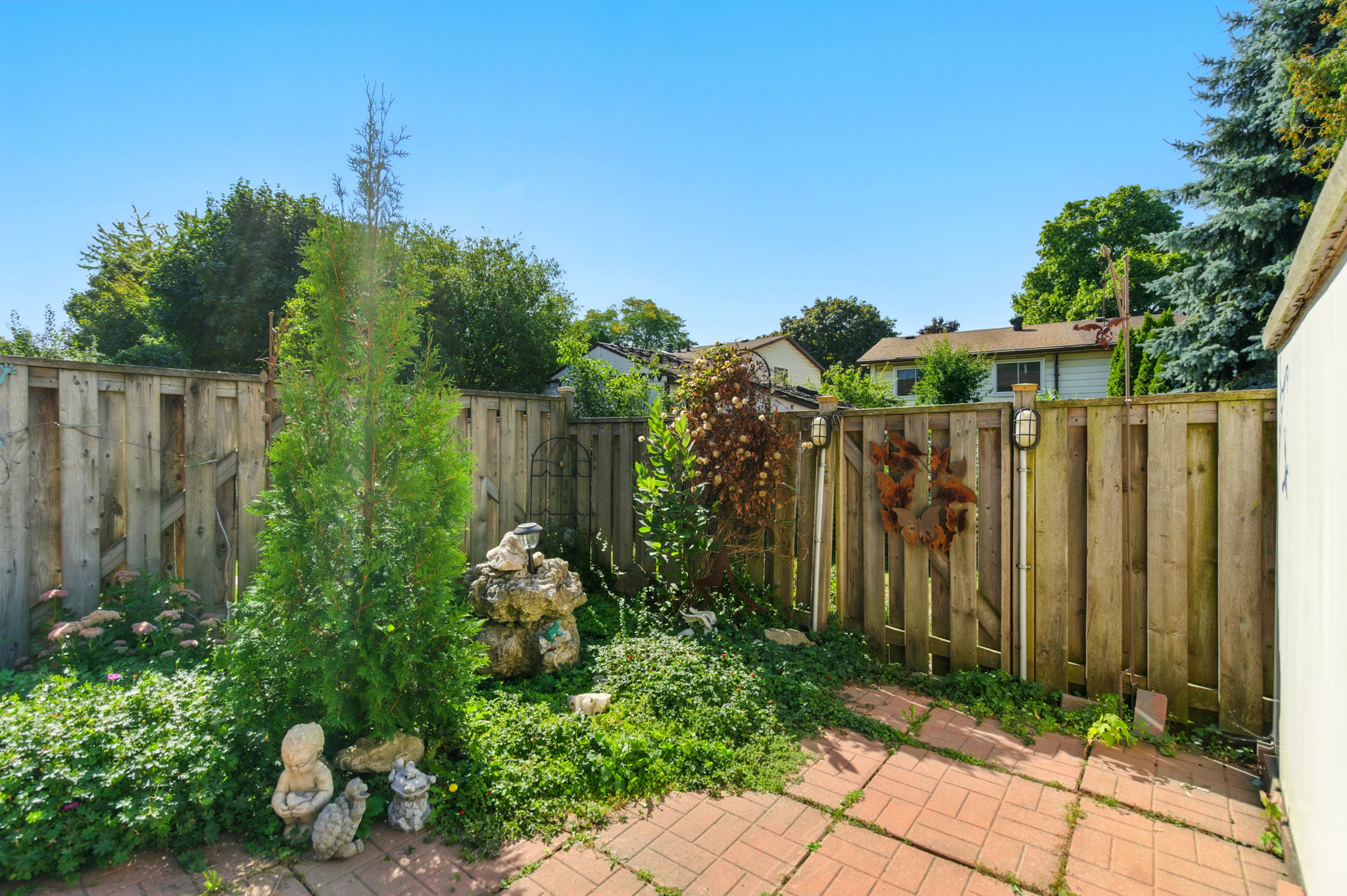33-web-or-mls-33-Renzo Passaretti_145 Rice Ave 73, Hamilton