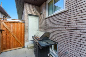 36-web-or-mls-226 Carson Dr, Hamilton40