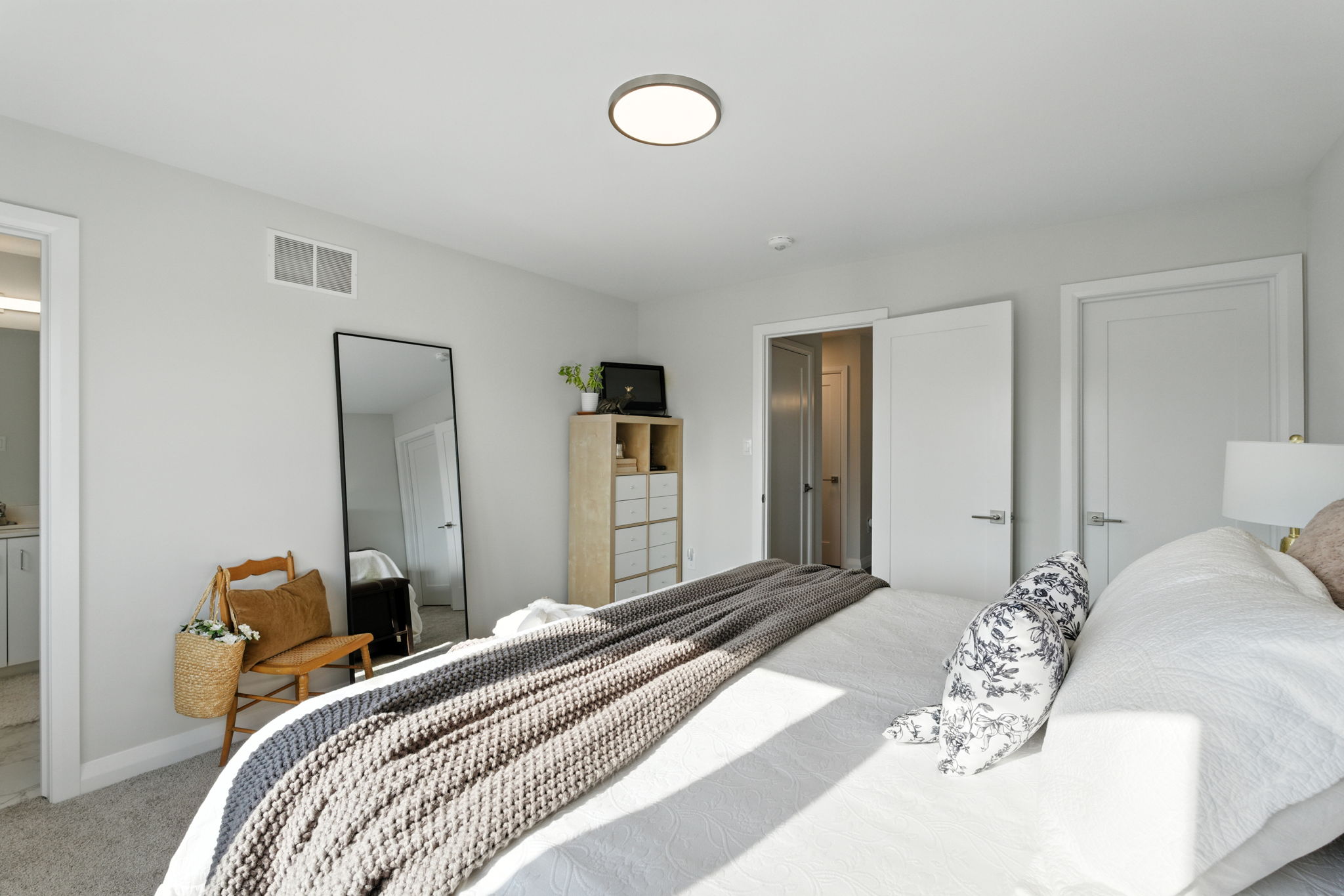 51-web-or-mls-5 Cherry Blossom Hts, Hamilton-51