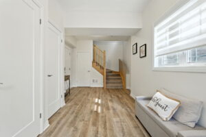 6-web-or-mls-9 Laguna Vlg Cres, Stoney Creek-6
