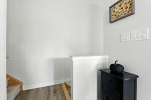 9-web-or-mls-9 Laguna Vlg Cres, Stoney Creek-9