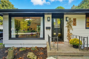 10-web-or-mls-570 Westview Ave, Ancaster-10