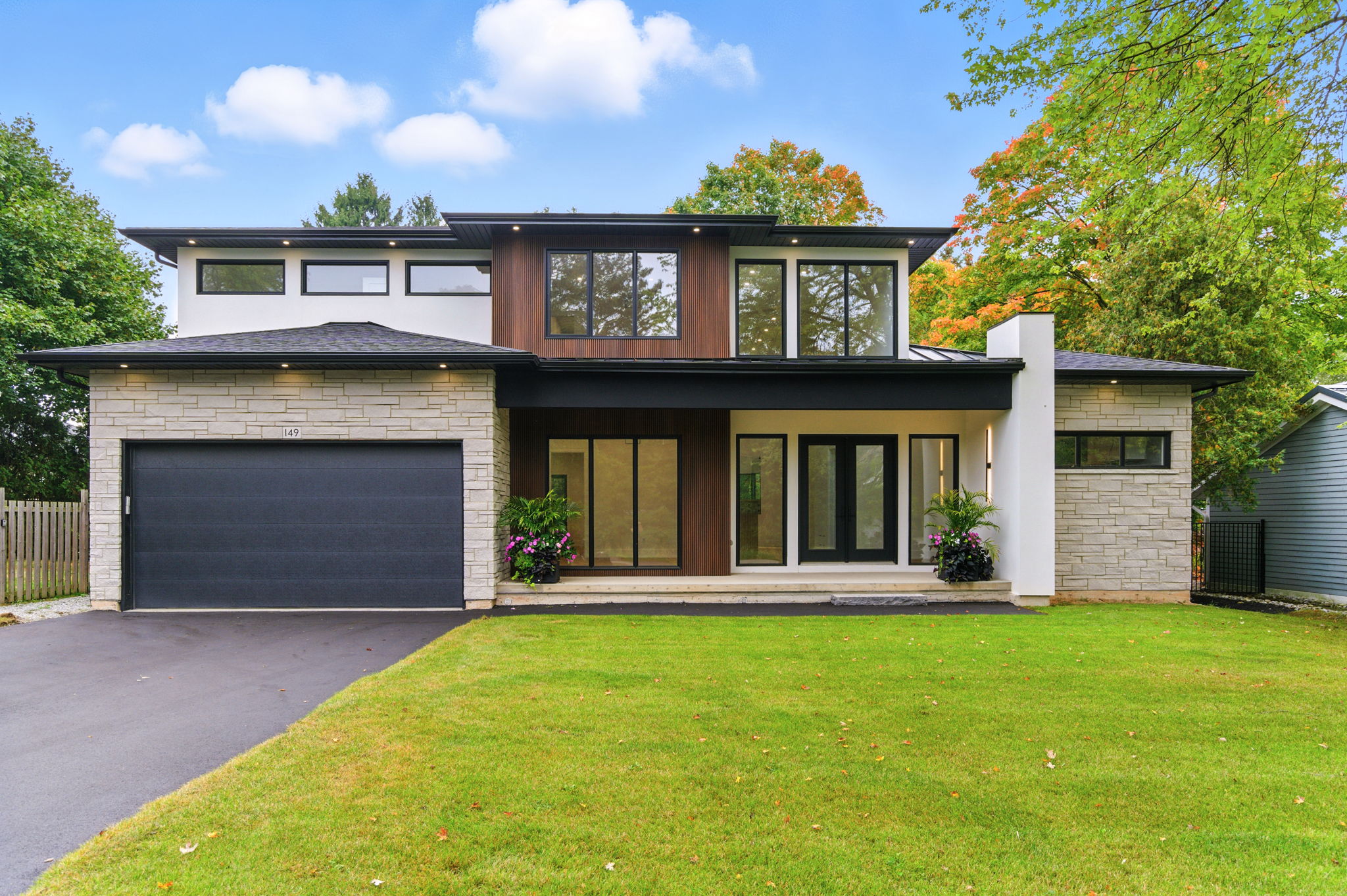 2-web-or-mls-149 Rosemary Ln, Hamilton-2