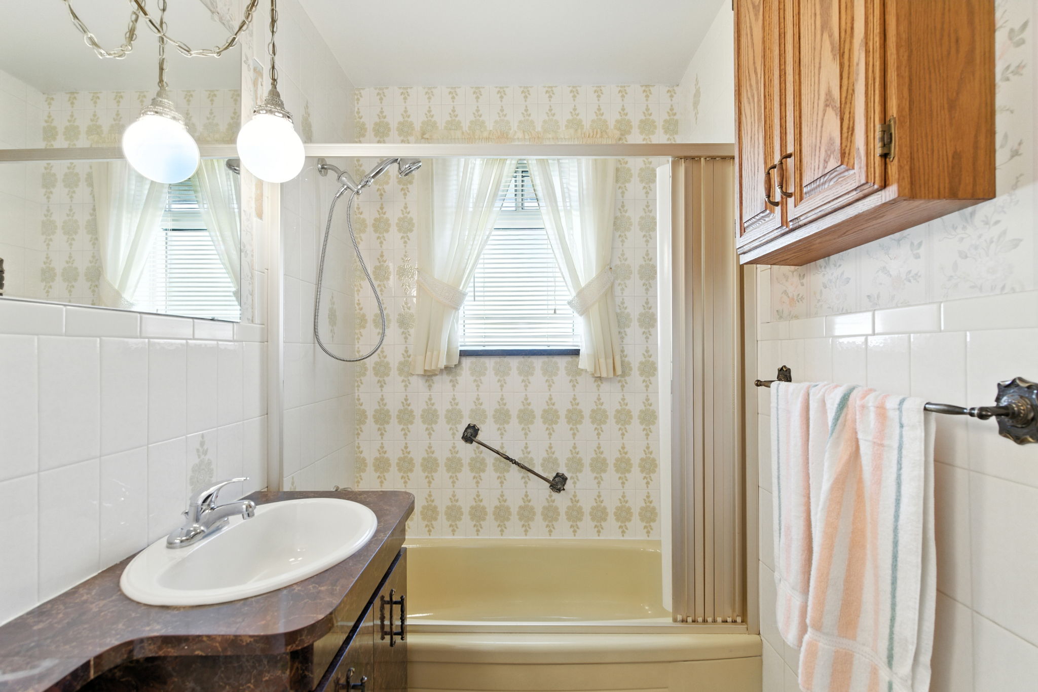 21-web-or-mls-27 Warren Ave, Hamilton-21