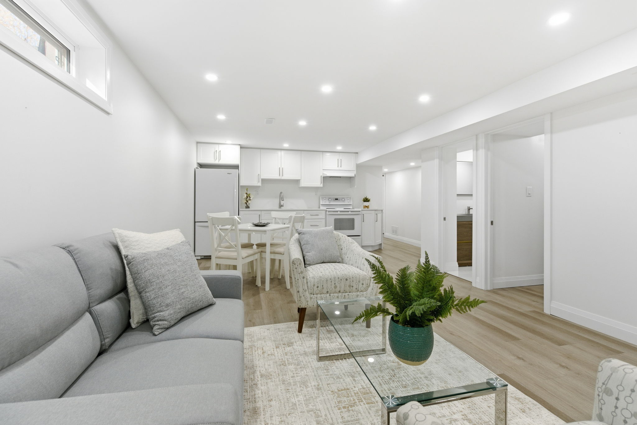 44-web-or-mls-115 McElroy Rd E, Hamilton -44