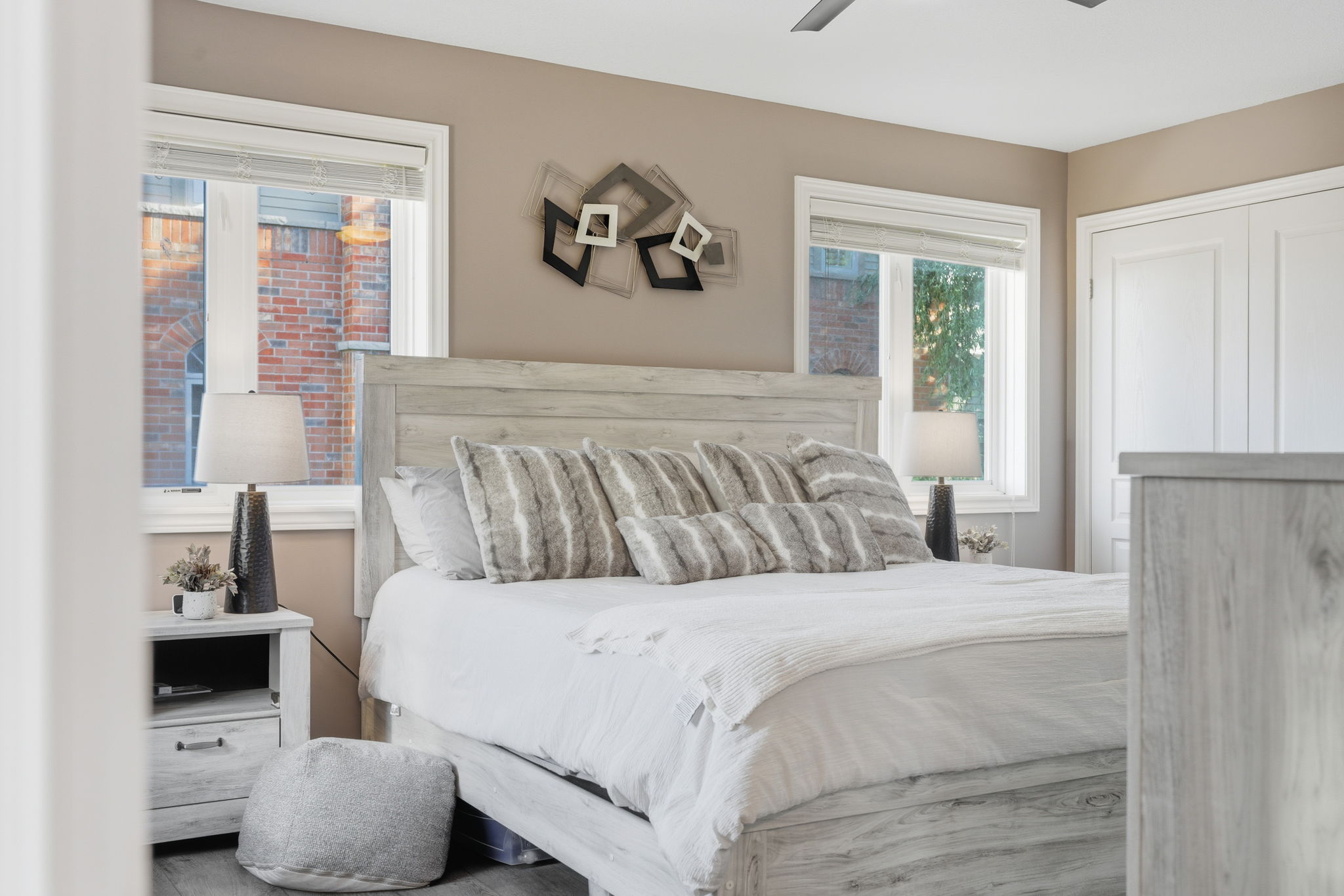 50-web-or-mls-541 Winston Rd 85, Grimsby-50