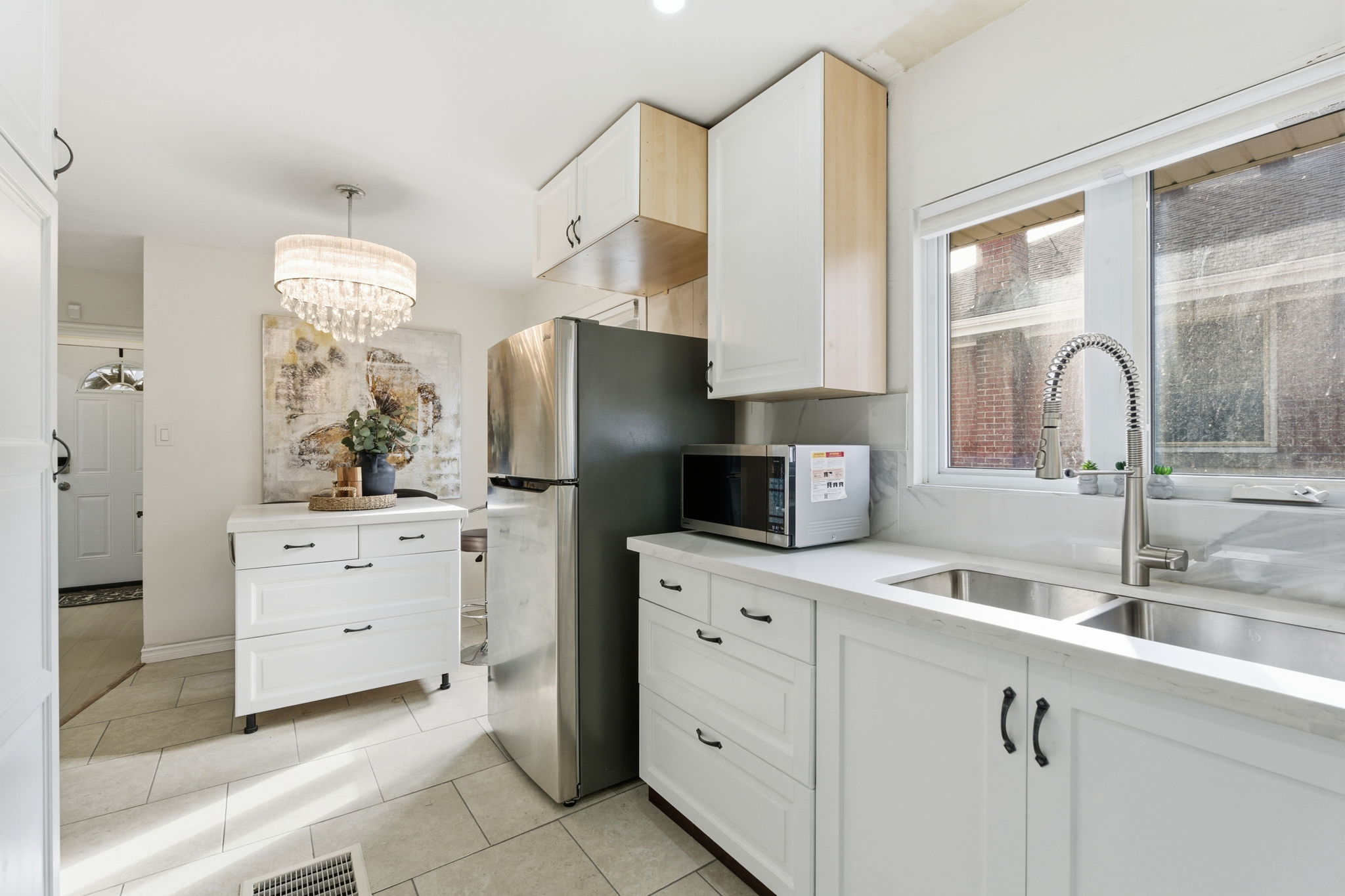 25-web-or-mls-352 E 28th St, Hamilton-25