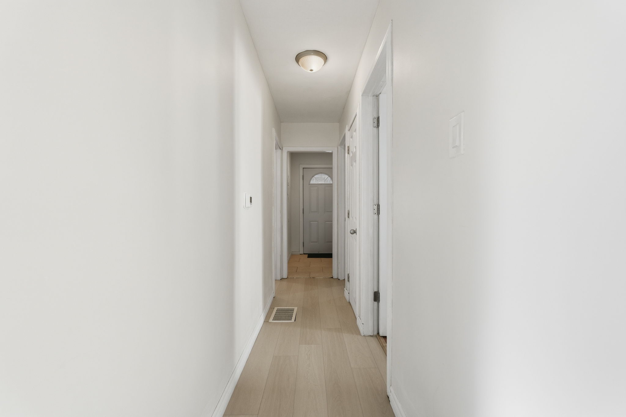 26-web-or-mls-352 E 28th St, Hamilton-26