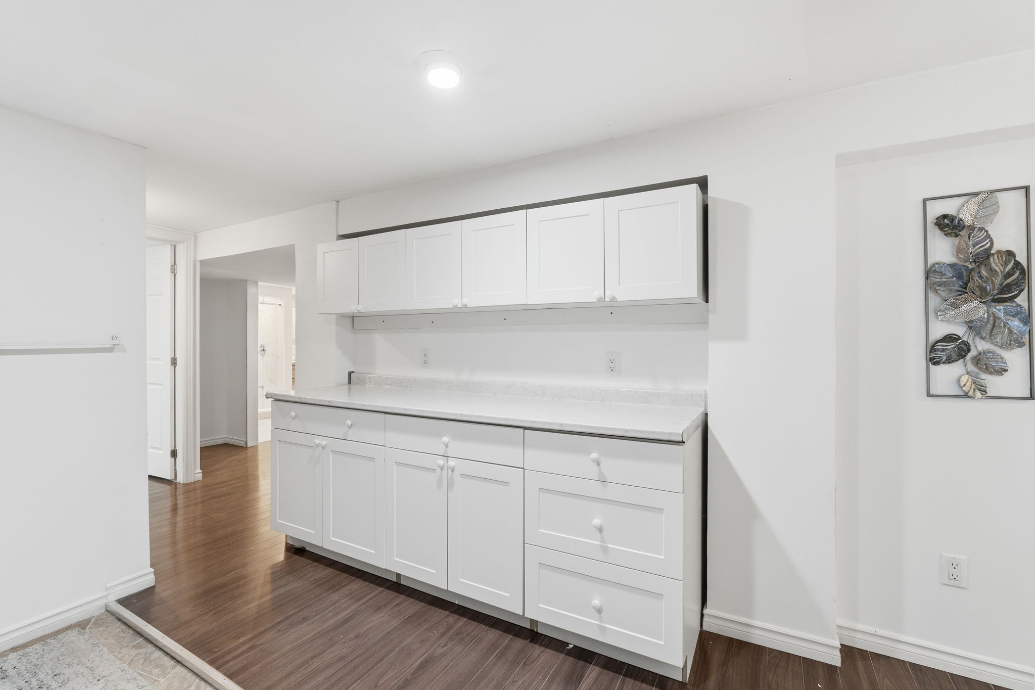 49-web-or-mls-352 E 28th St, Hamilton-49