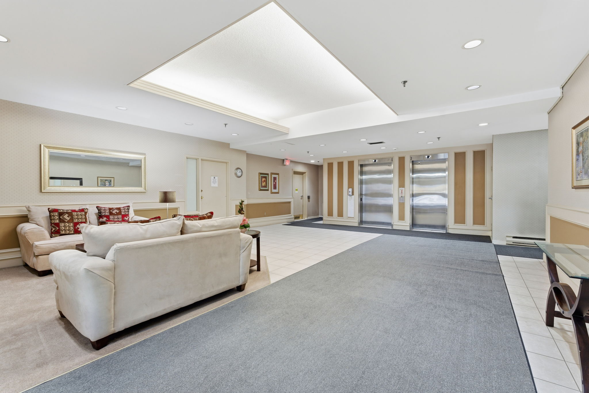 10-web-or-mls-432 Main St E 902, Hamilton-10